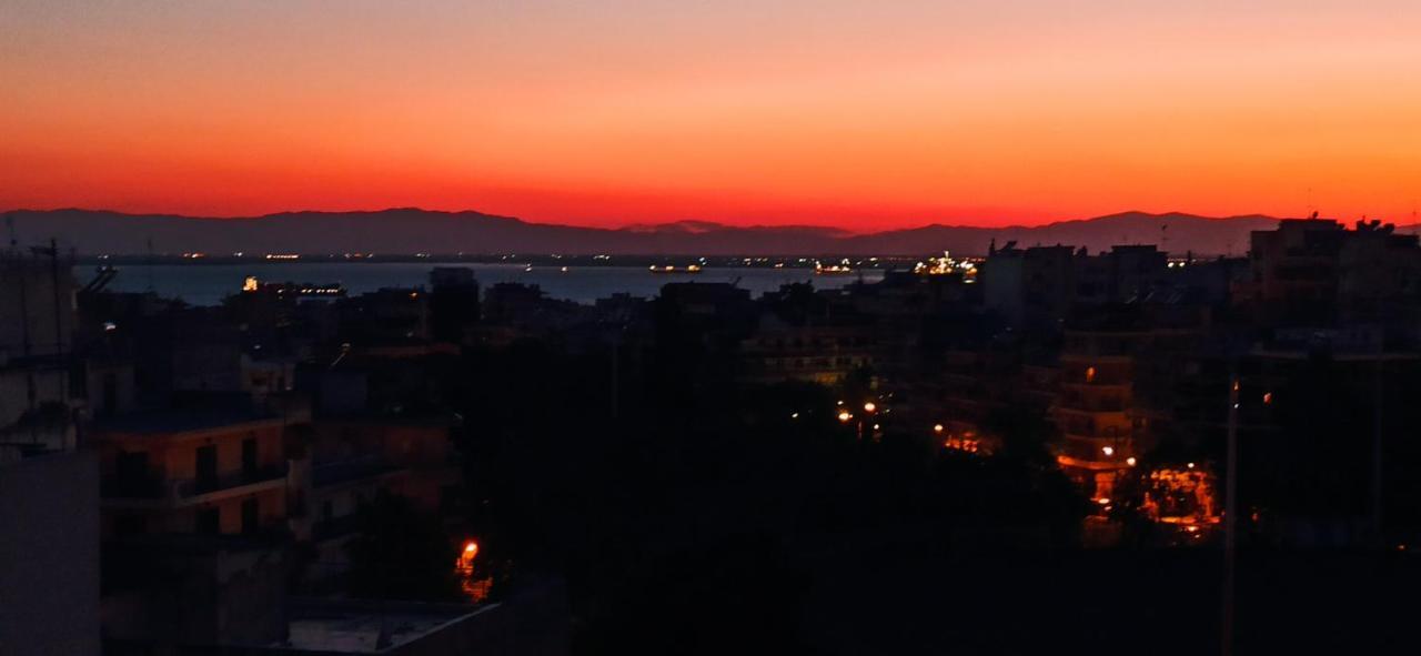 Sunset Rooftop Apartment Thessalonique Extérieur photo